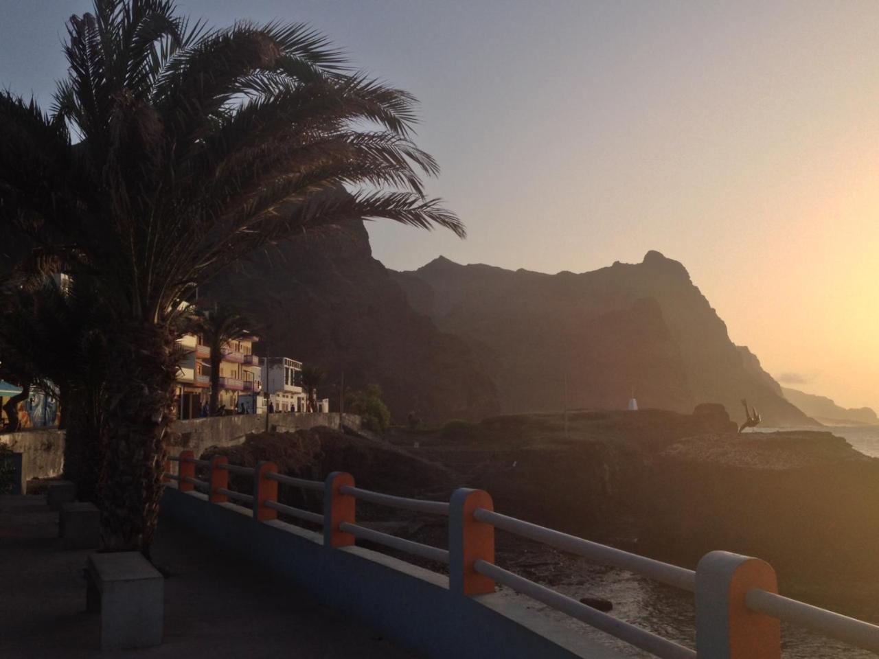 Sissi'S B&B Ponta Do Sol Exterior photo